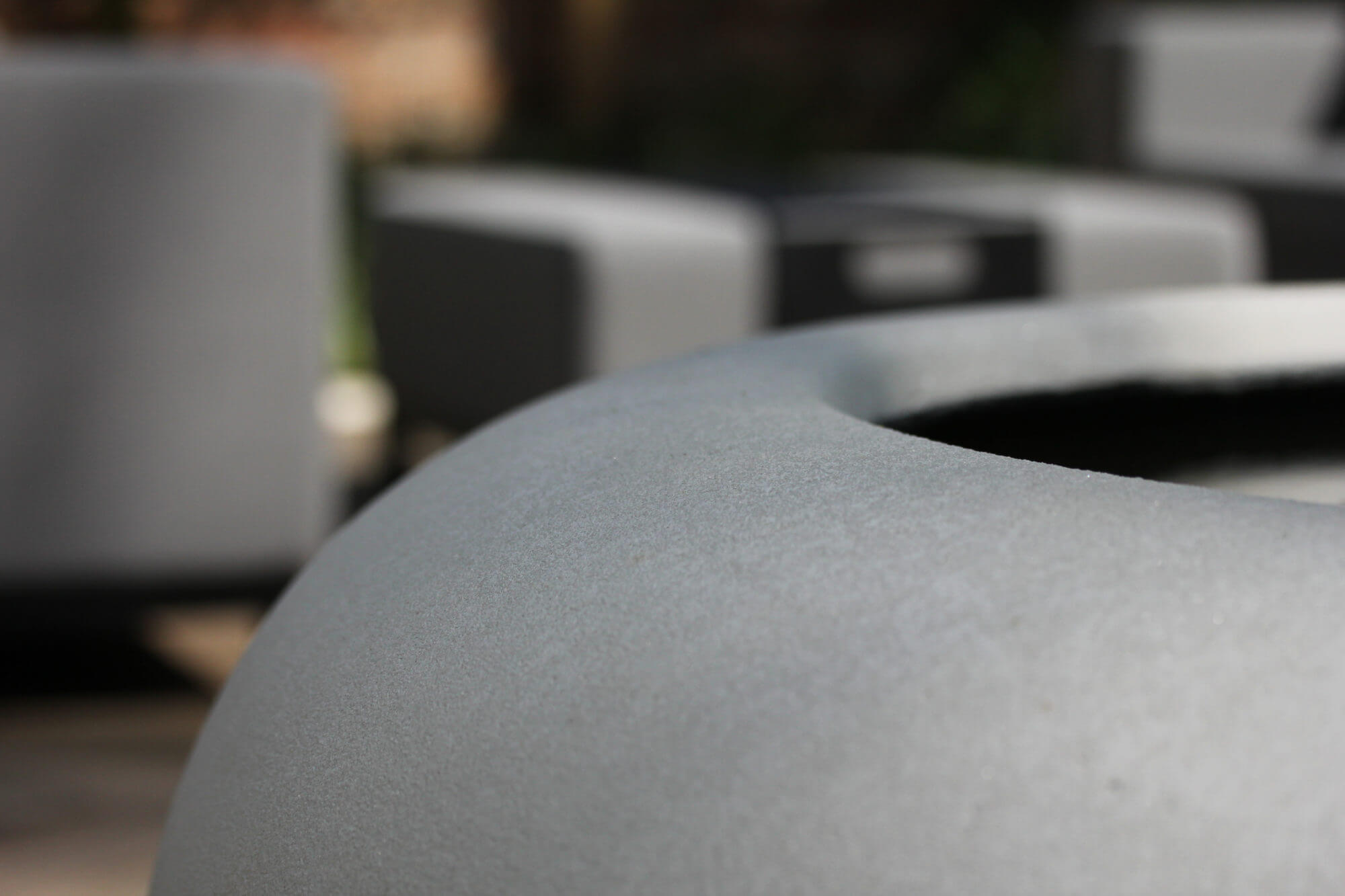 water feature in townhouse garden