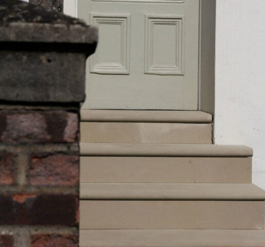 Portland stone steps up to Farrow & Ball French Gray in Oxford front garden