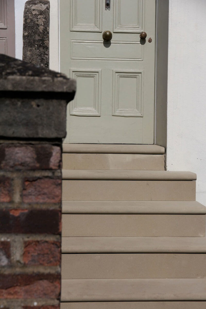 Portland stone steps up to Farrow & Ball French Gray in Oxford front garden