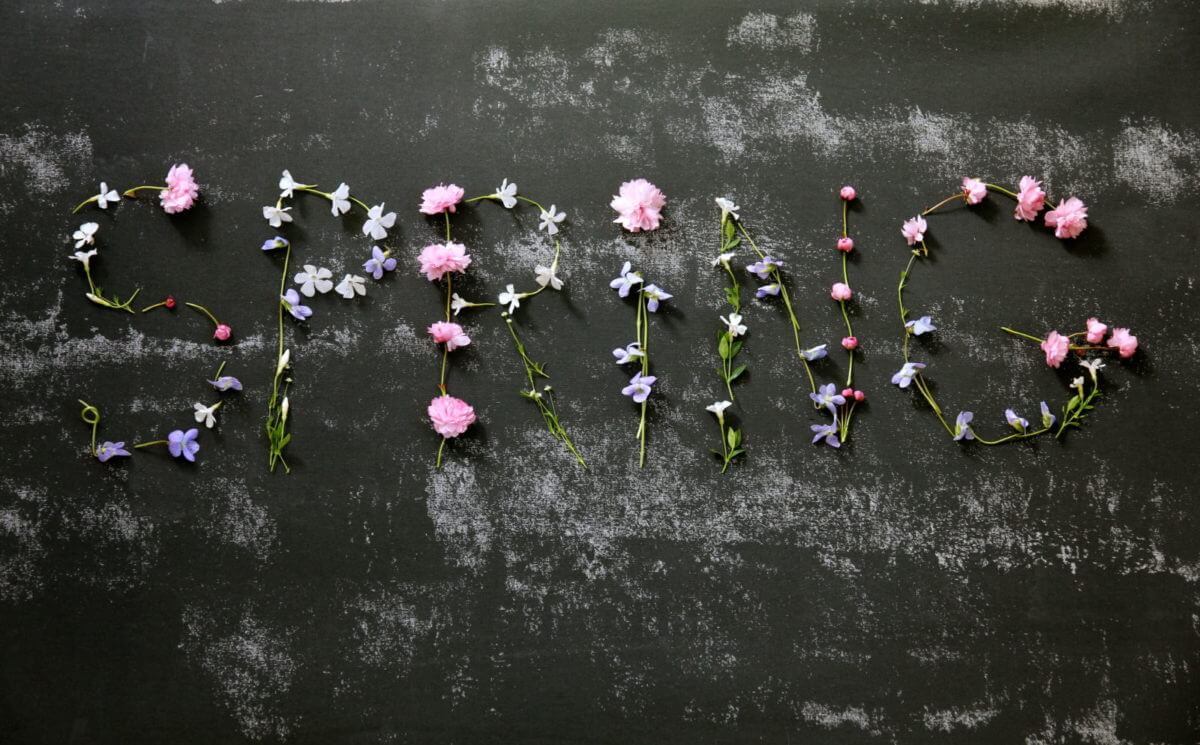 Seasonal gardens spring flower design in the studio