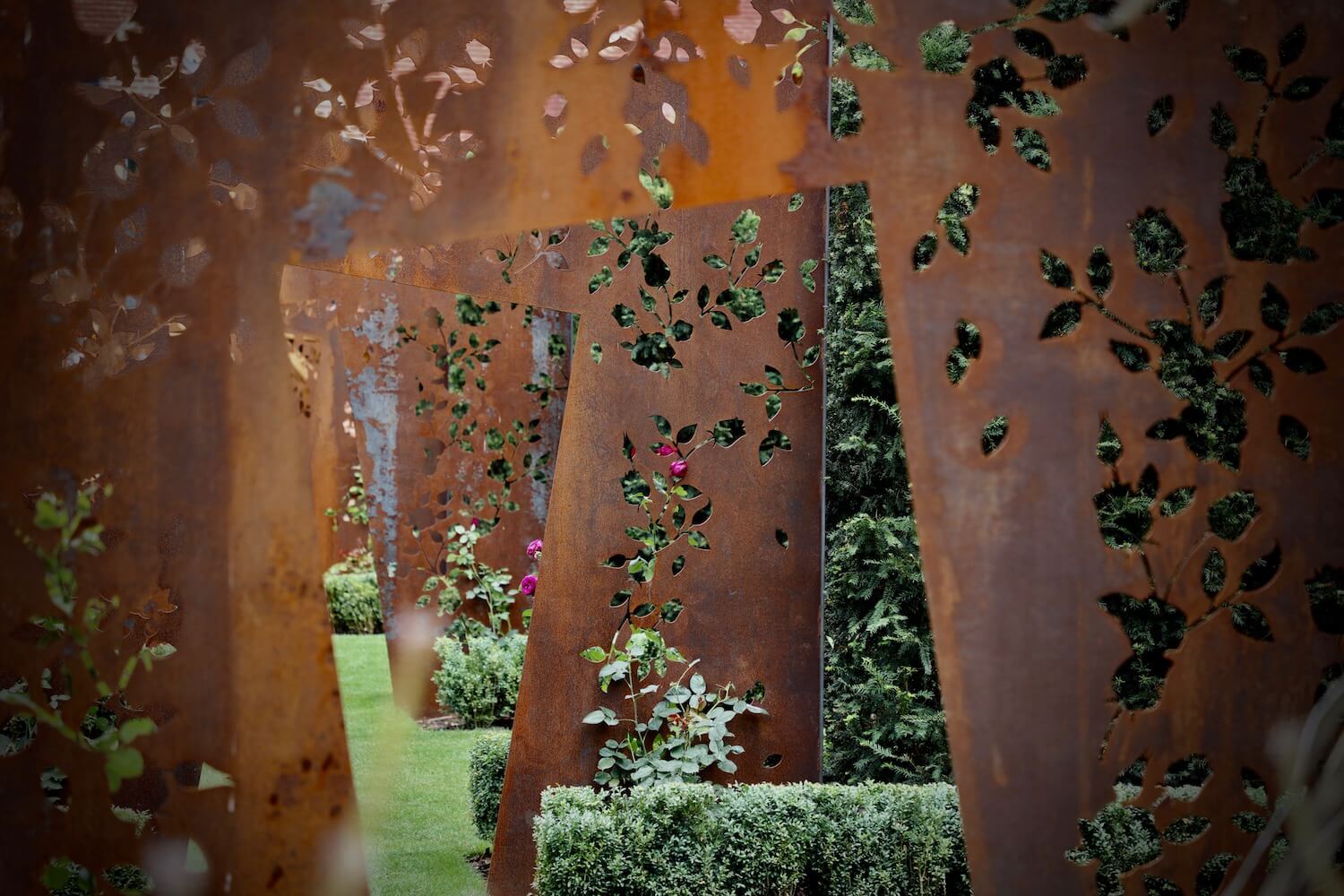 corten rose panels