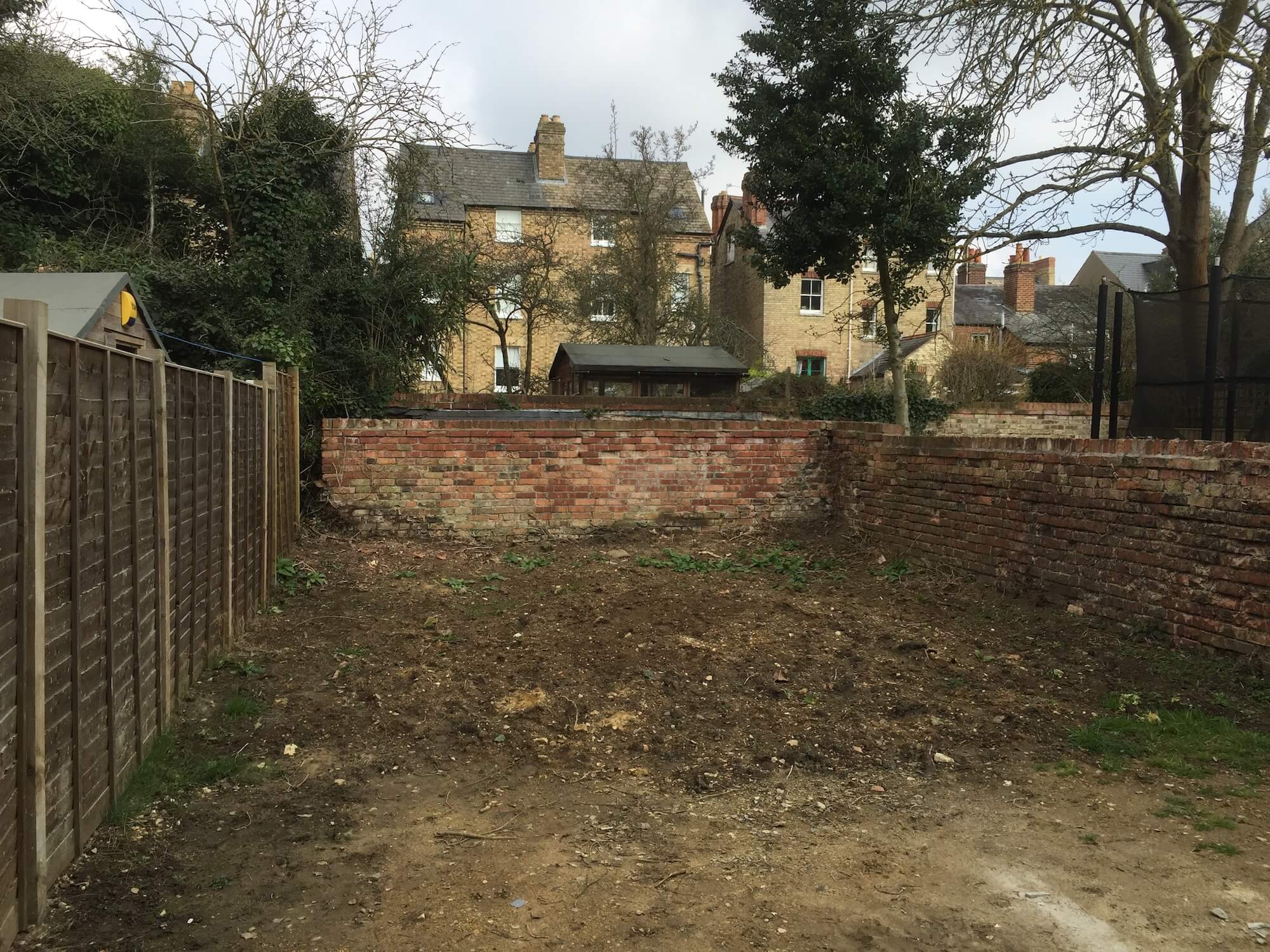 a Oxford townhouse garden before it's re-design and landscape