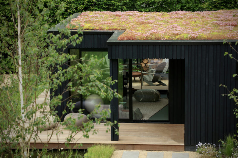 a private home studio in a townhouse garden