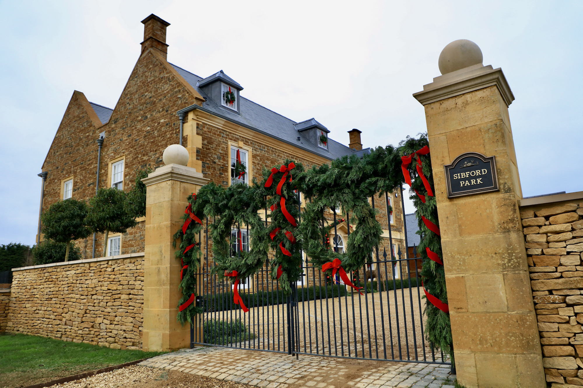 Christmas exterior decorated at exclusive Oxfordshire home